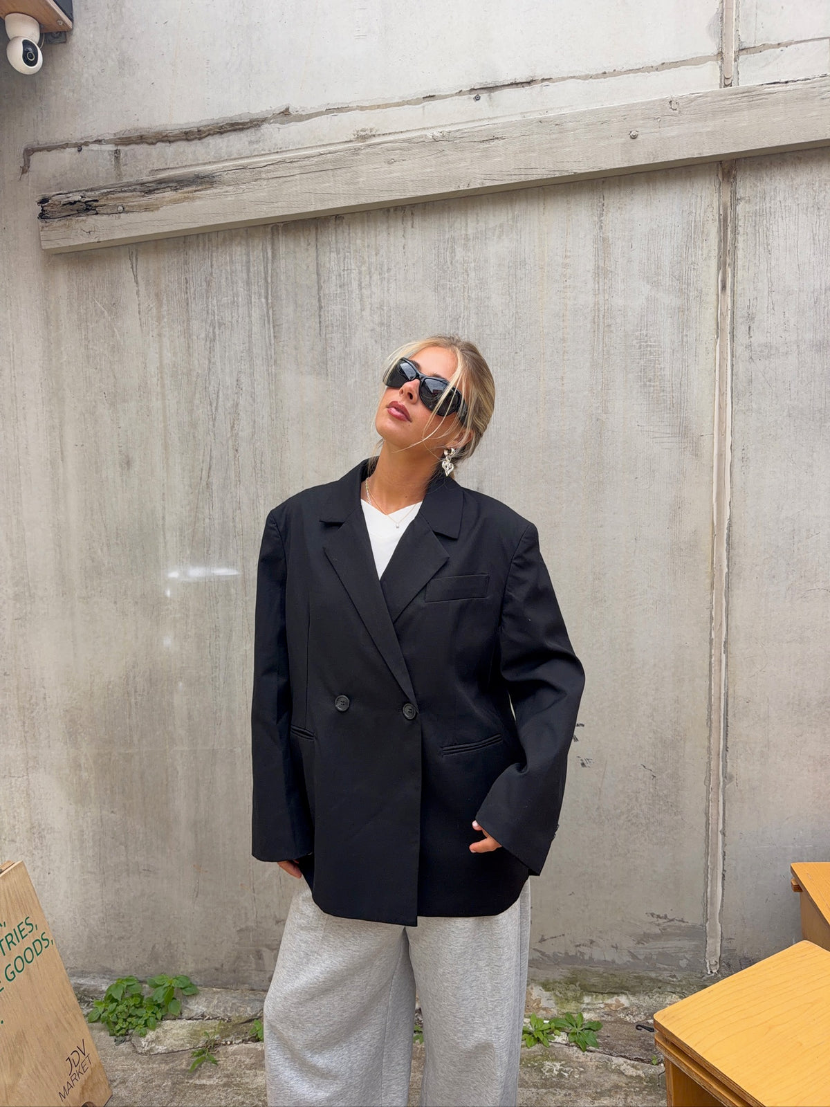 Oversized Back Slit Blazer Black