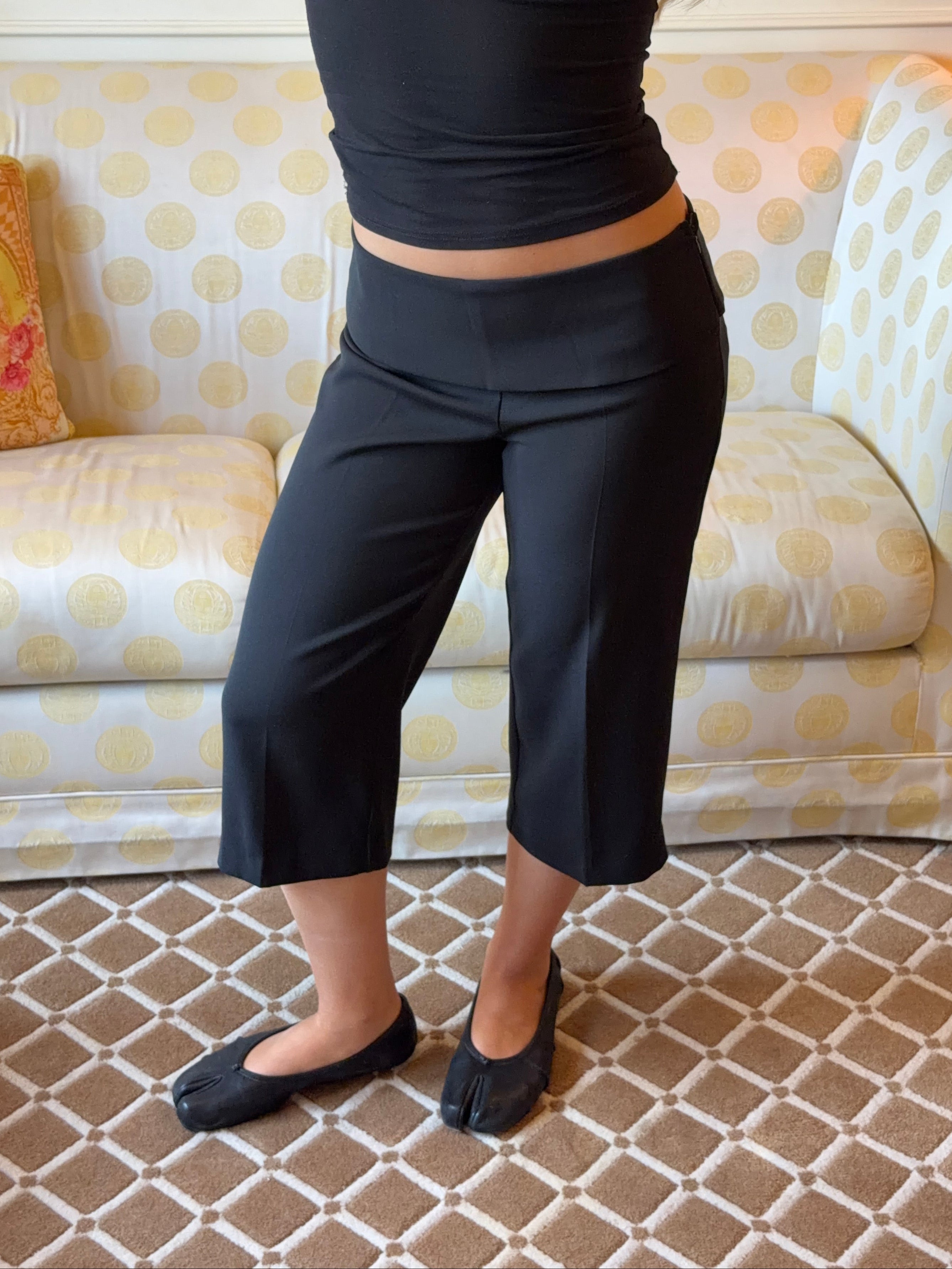 Everyday Soft Black Capri