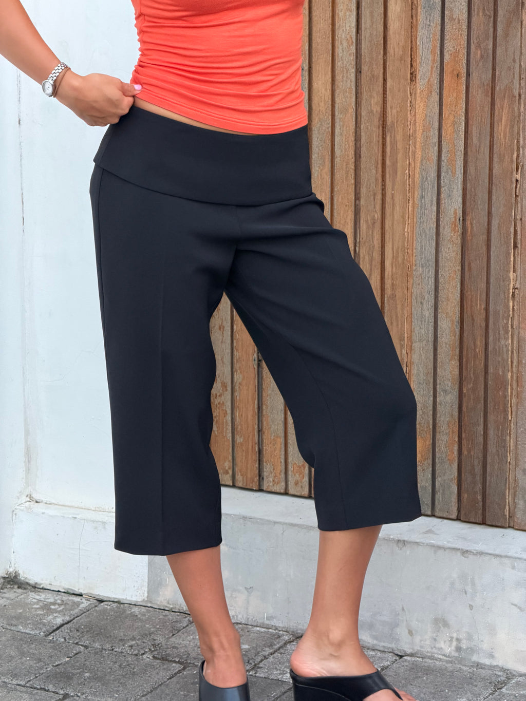 Everyday Soft Black Capri