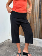 Everyday Soft Black Capri