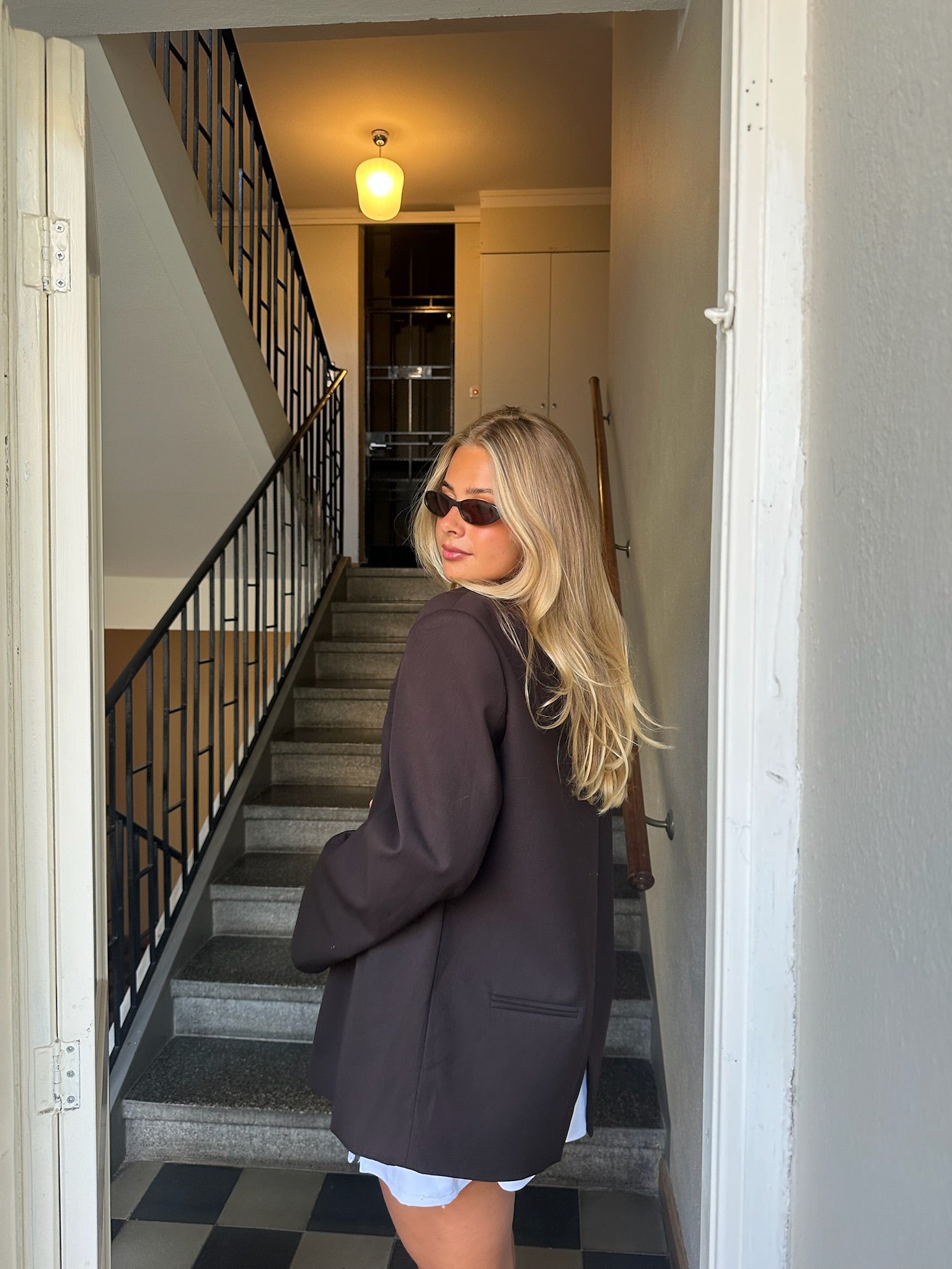Oversized Back Slit Blazer Dark Brown