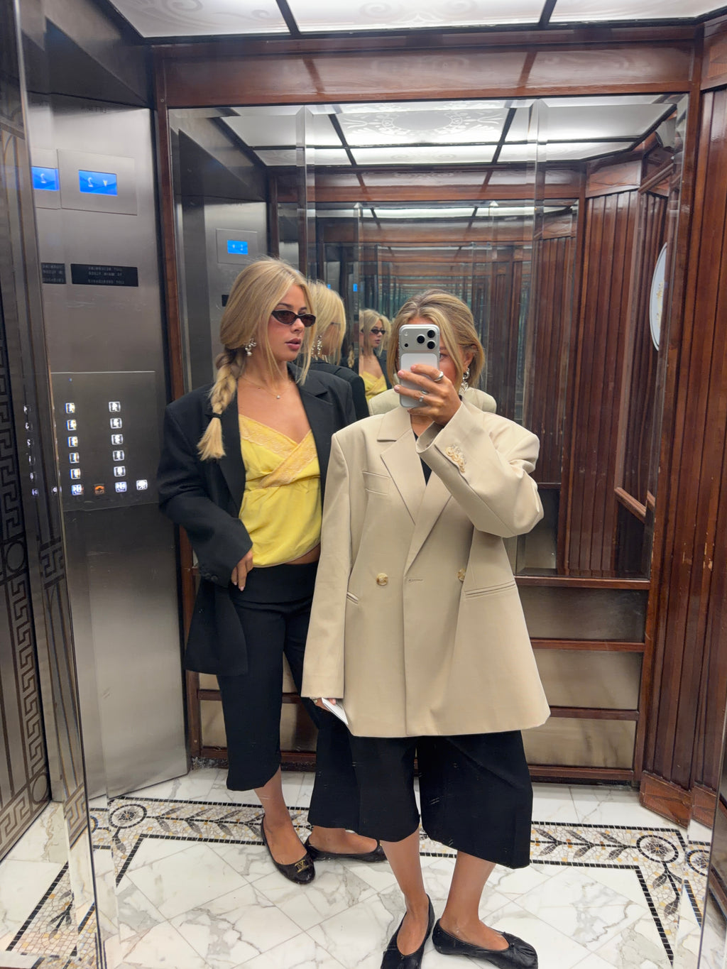 Oversized Back Slit Blazer Light Beige
